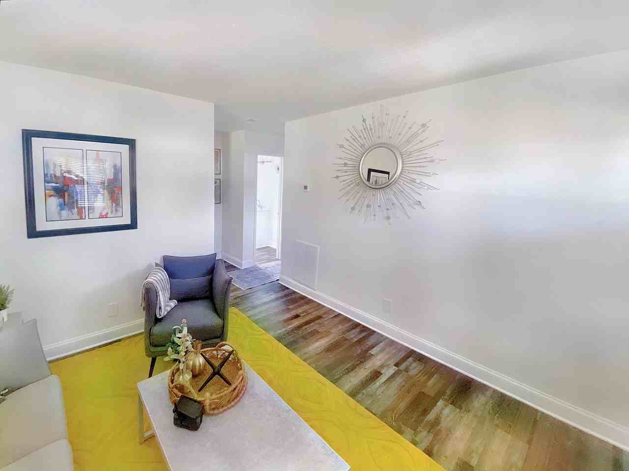 The Flats At 2200 - Photo 5 of 50