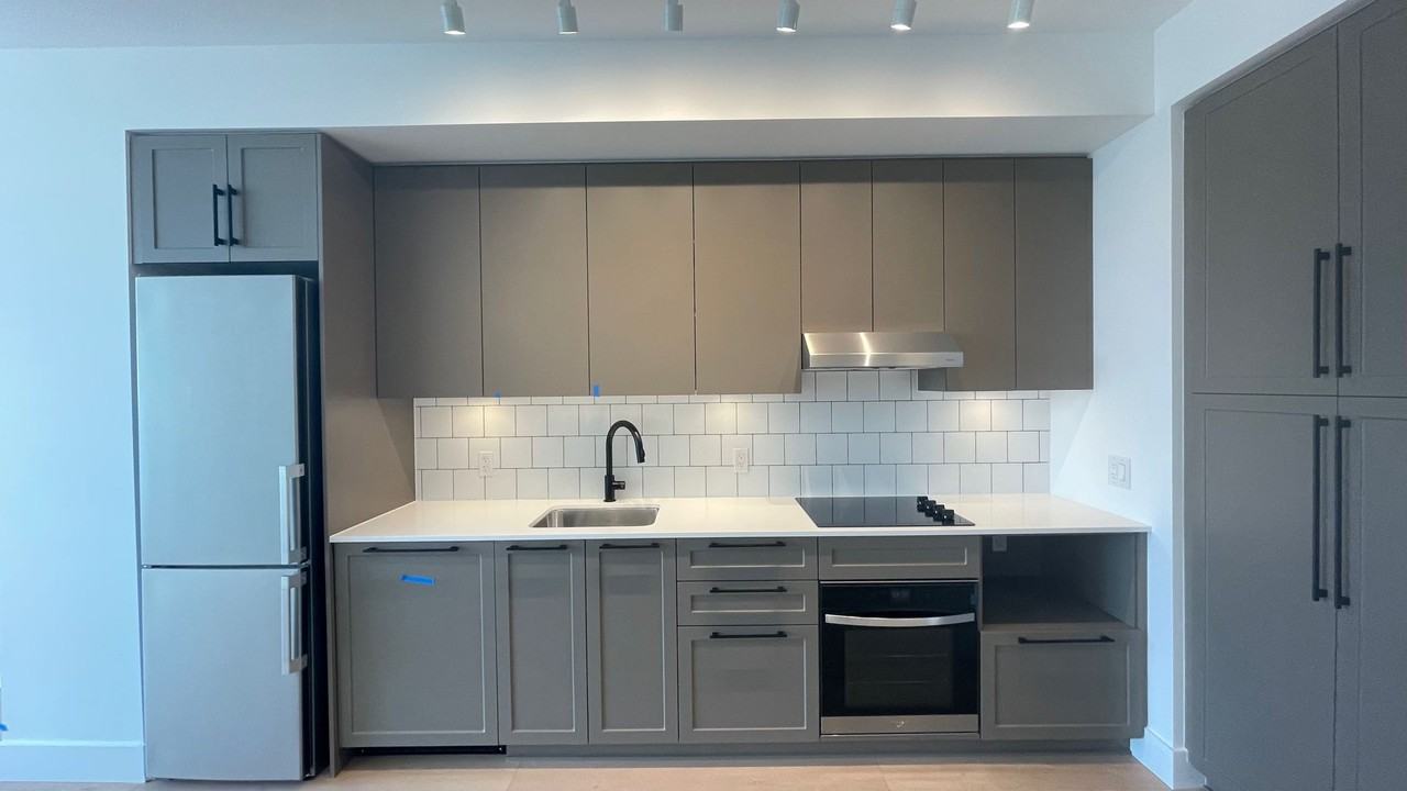 8750 University Crescent #4F - Photo 4 of 14