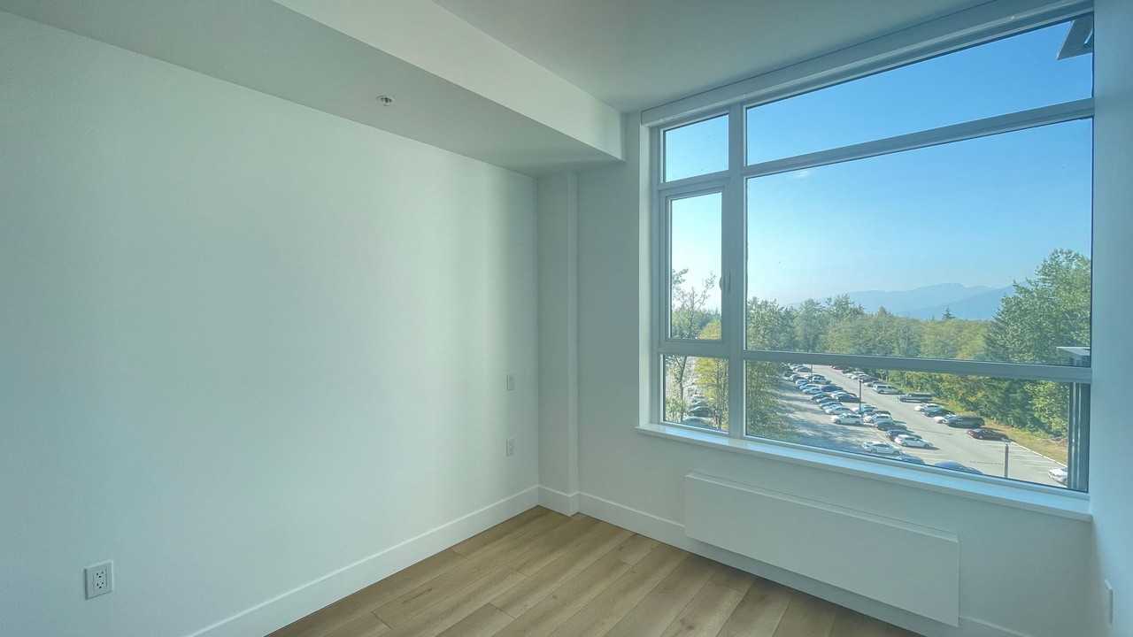 8750 University Crescent #4F - Photo 5 of 14