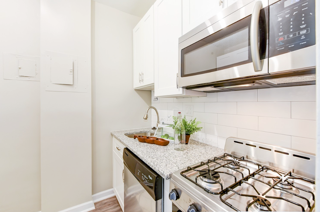 1021 Arlington Blvd #1146 - Photo 3 of 17