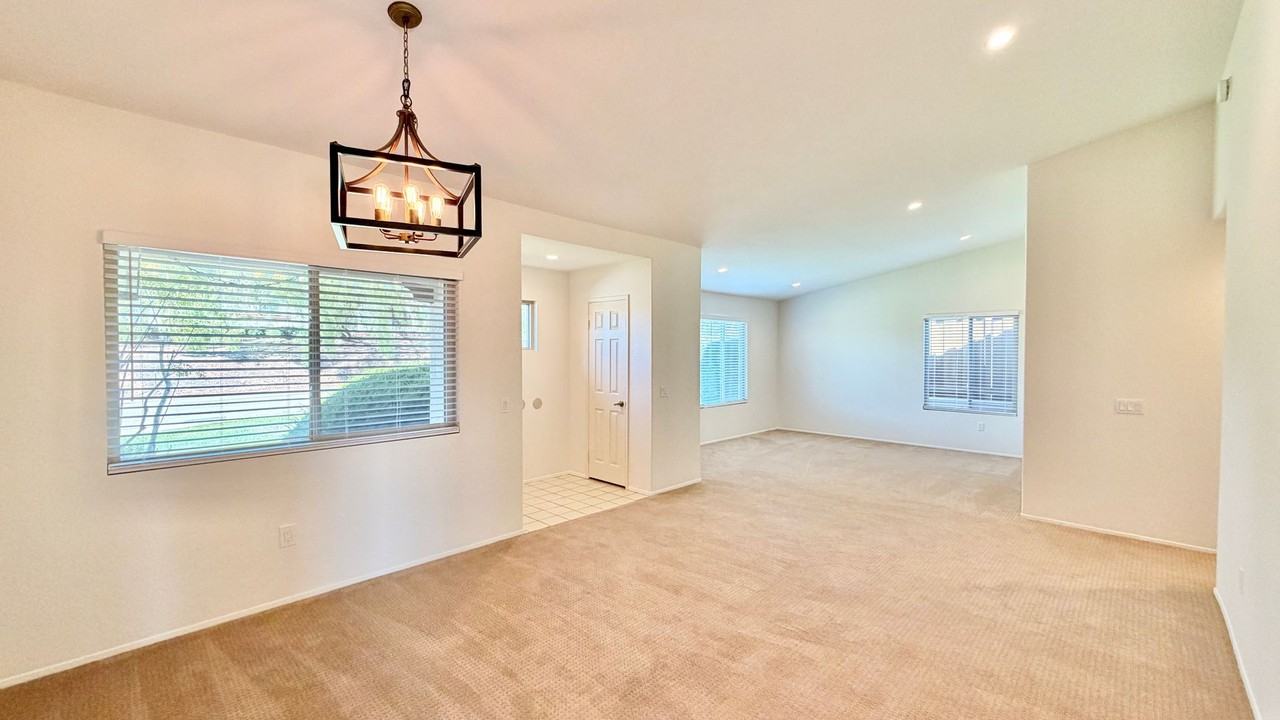 730 Morro Rd - Photo 5 of 43