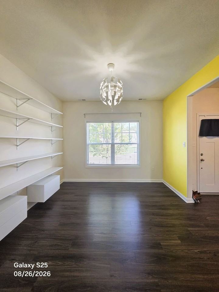 2913 Seven Kings Ct - Photo 3 of 33