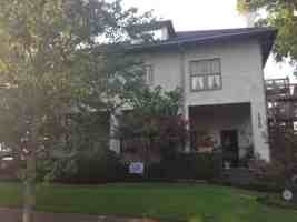 featured image of 2920 Rhodes Cir S