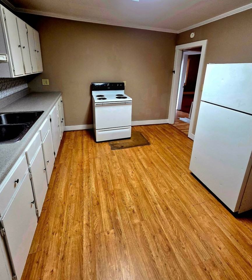105A Church Ave Ne #A - Photo 4 of 8