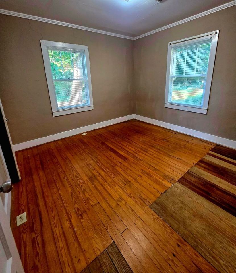 105A Church Ave Ne #A - Photo 7 of 8