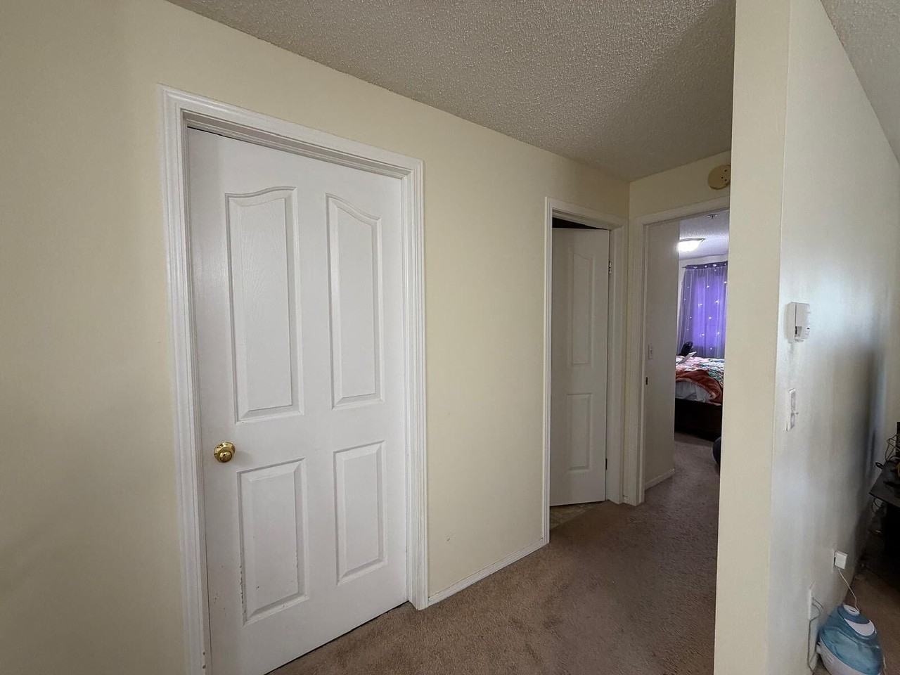 6224 17 Ave Se - Photo 2 of 13