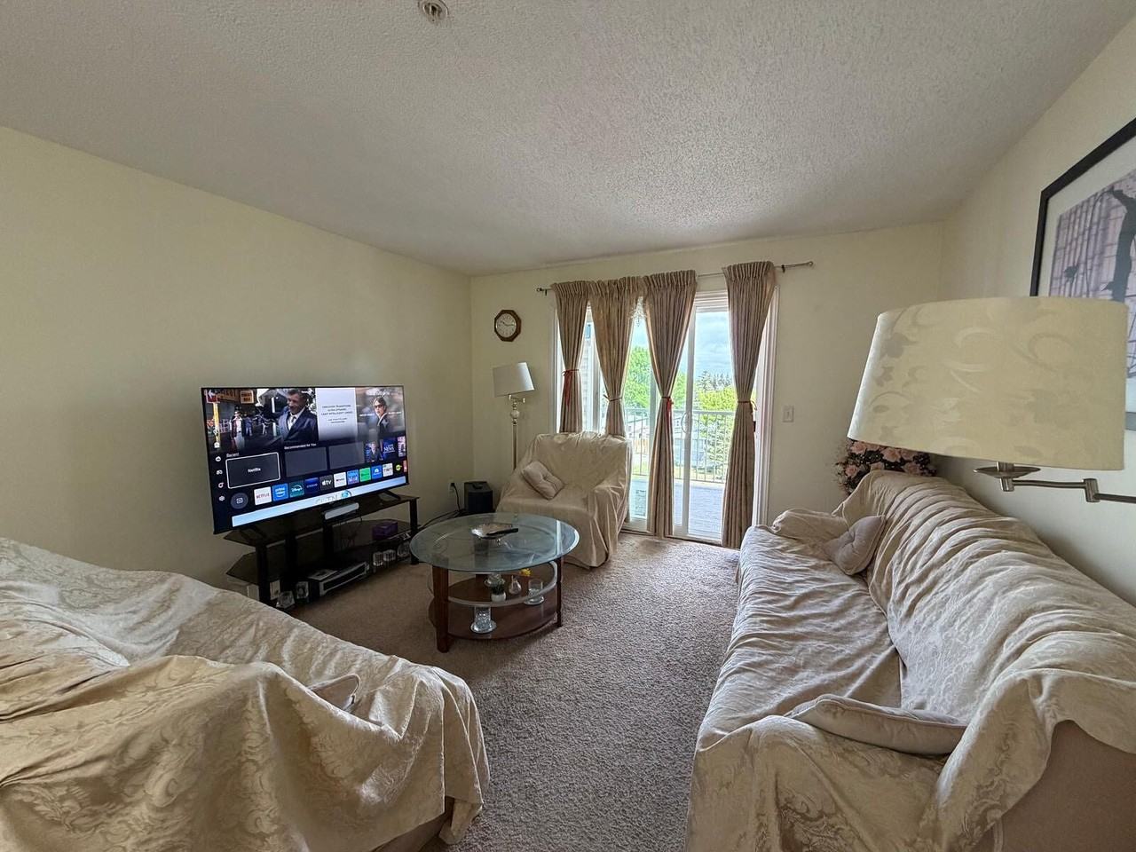 6224 17 Ave Se - Photo 3 of 13