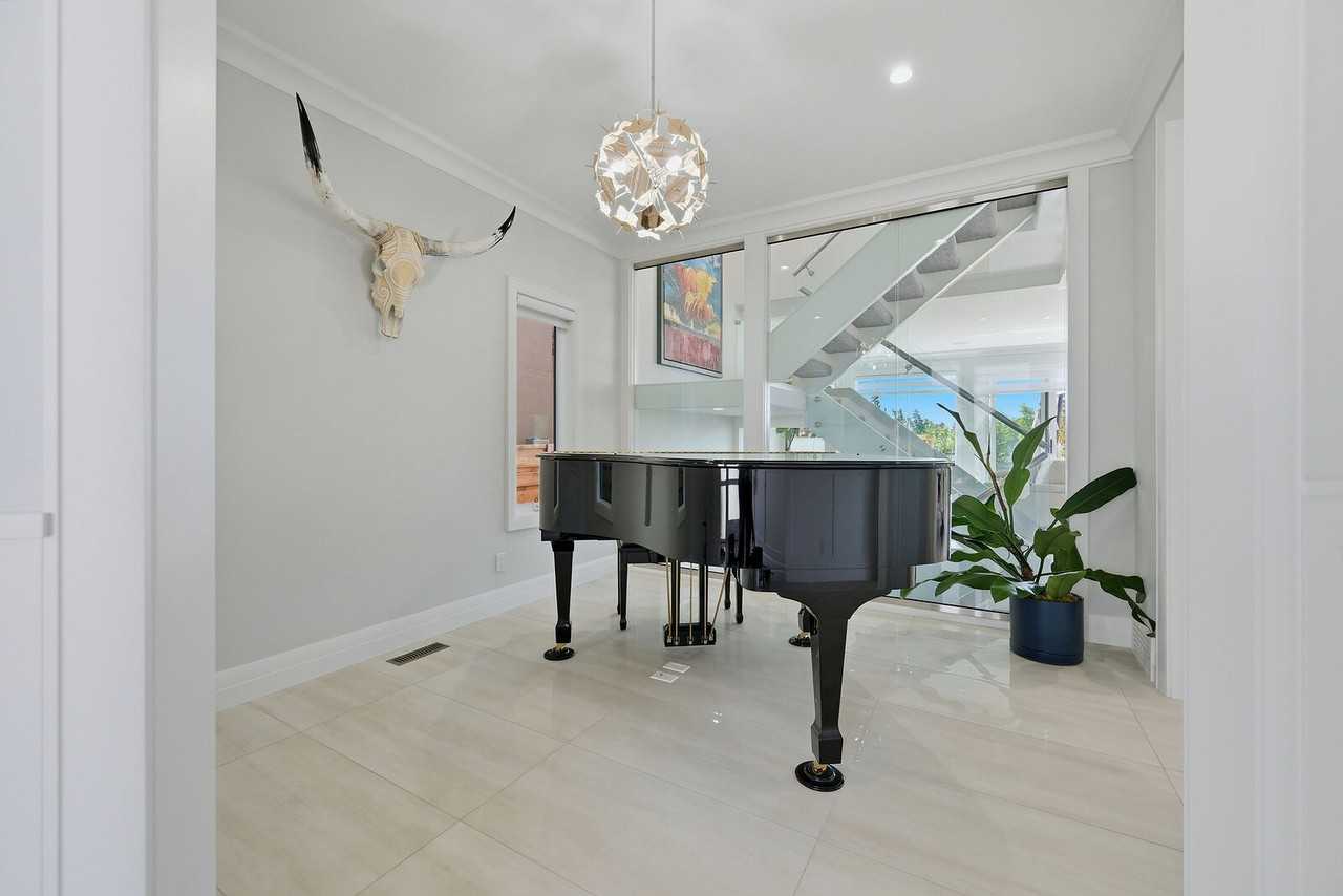 102 Malibou Rd Sw - Photo 4 of 31