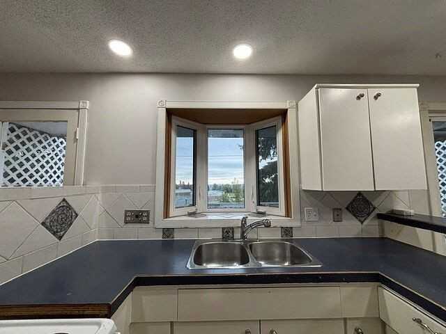 812 Canford Cres Sw - Photo 5 of 20