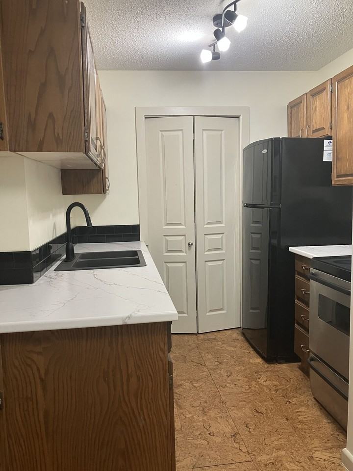 5600 Coach Hill Rd Sw Bldg - - Photo 5 of 15