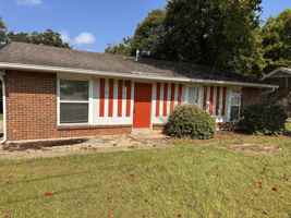 featured image of 812 Alma Dr #NA