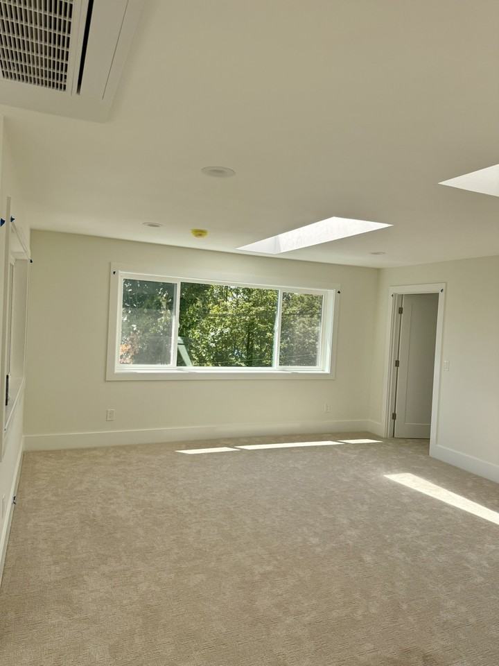 20214 Ne 18th Pl #NA - Photo 6 of 20