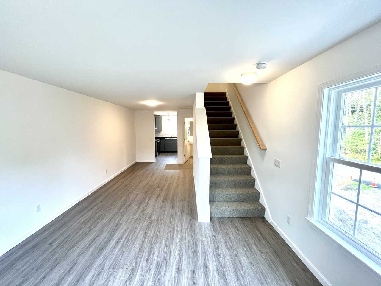 16 Village Way #16 - Photo 5 of 24