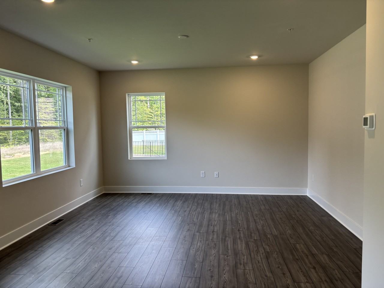 5354 Newport Cir #NA - Photo 7 of 16