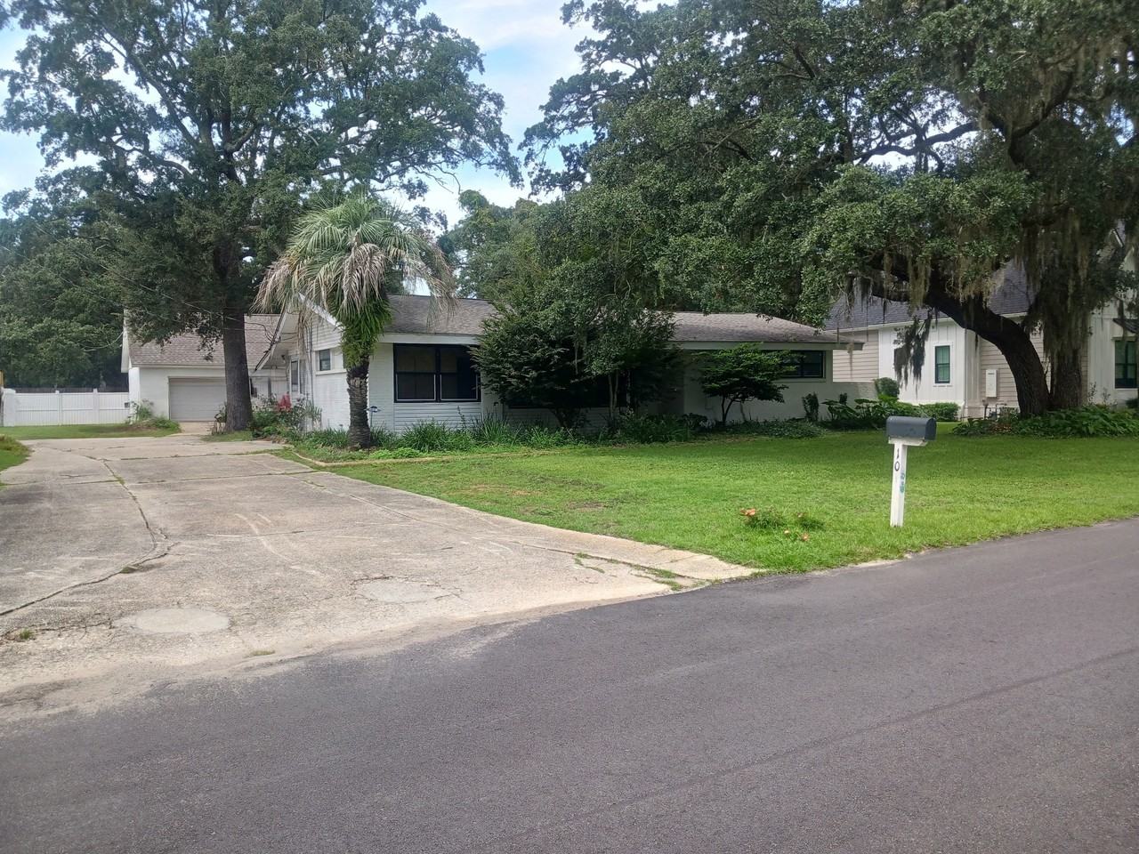 101 Berry Ave #NA - Photo 2 of 11