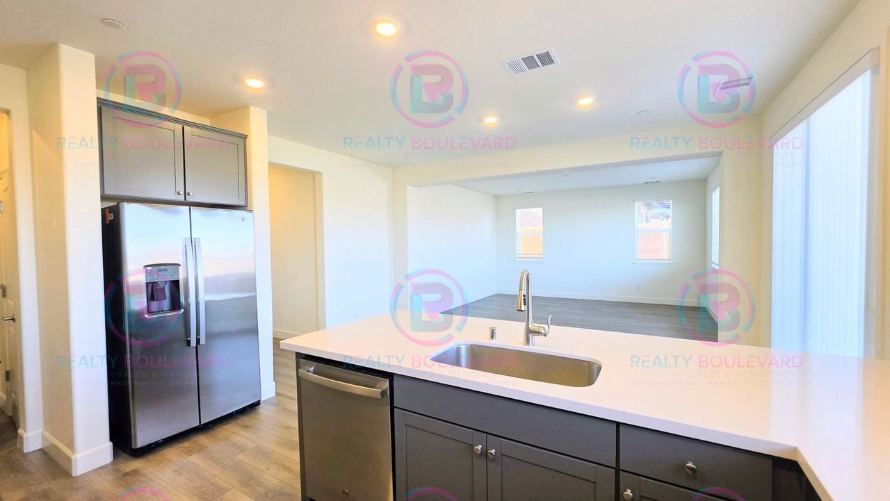 6996 Mount Nimba St - Photo 4 of 41