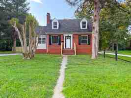 featured image of 2554 Noel St #NA