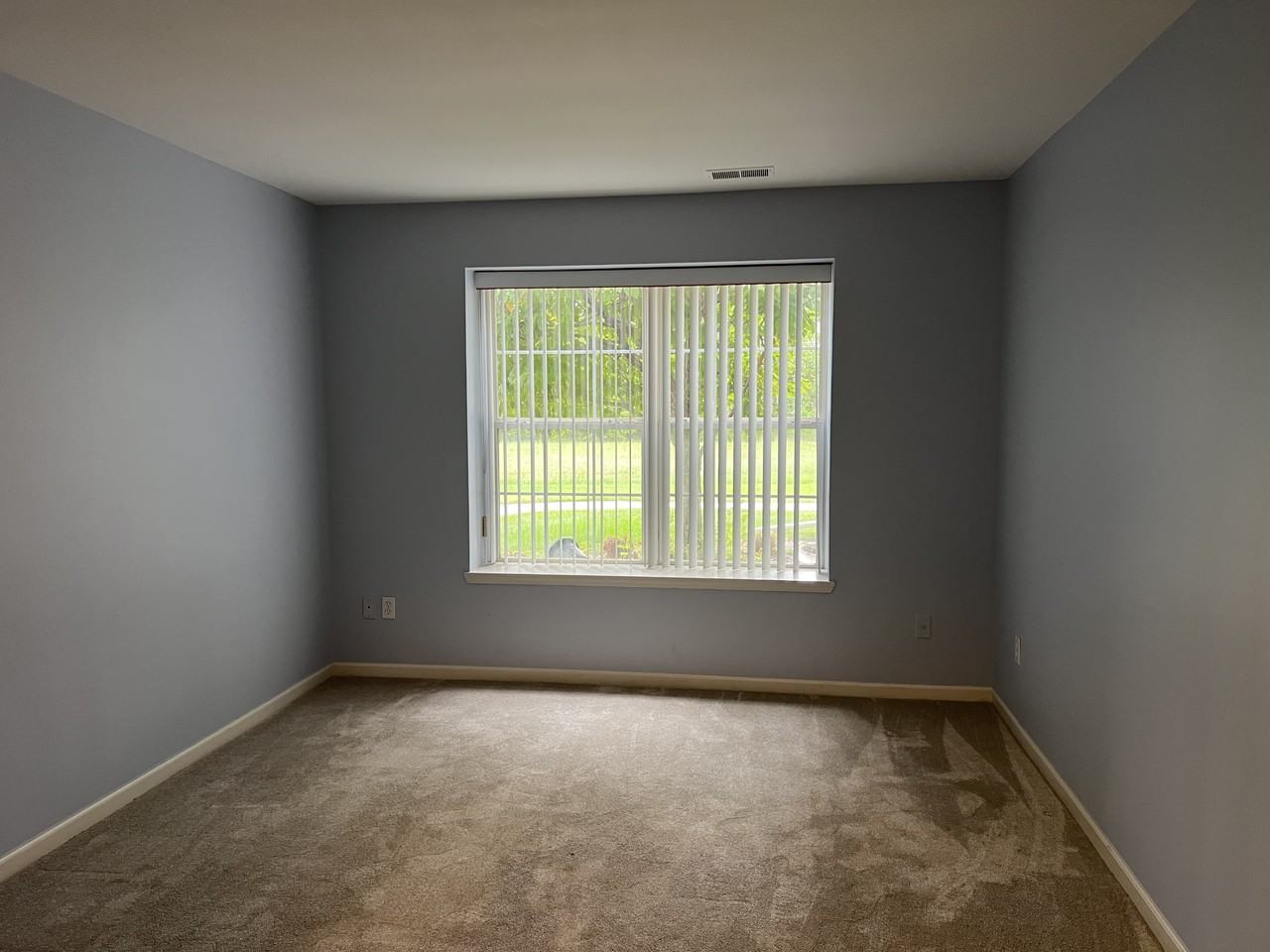 16792 Glenmoor Blvd #16792 - Photo 4 of 10