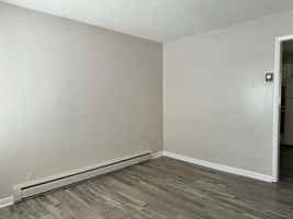 featured image of 185 Ester Ln