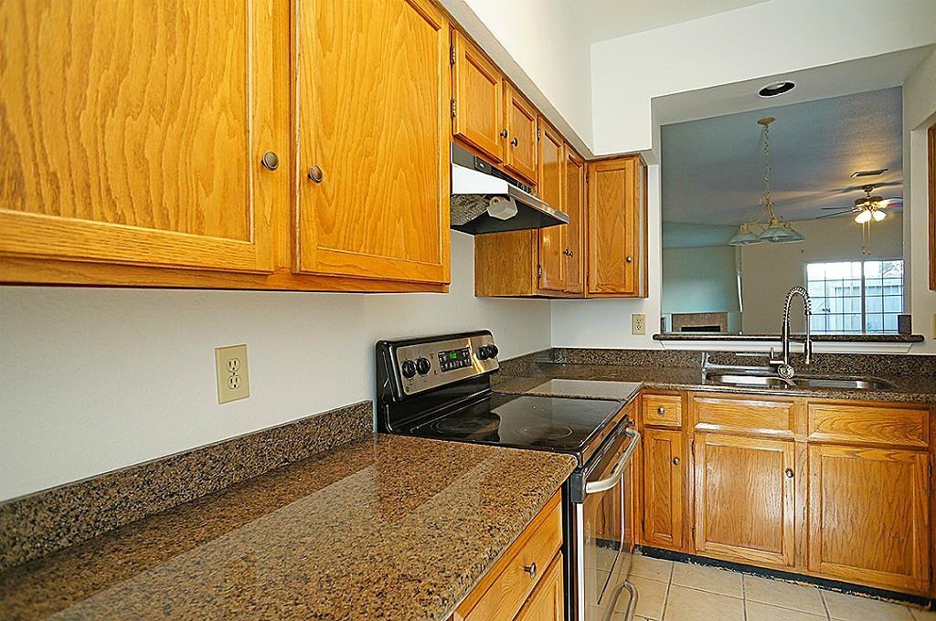 7659 Cambridge St #NA - Photo 6 of 18
