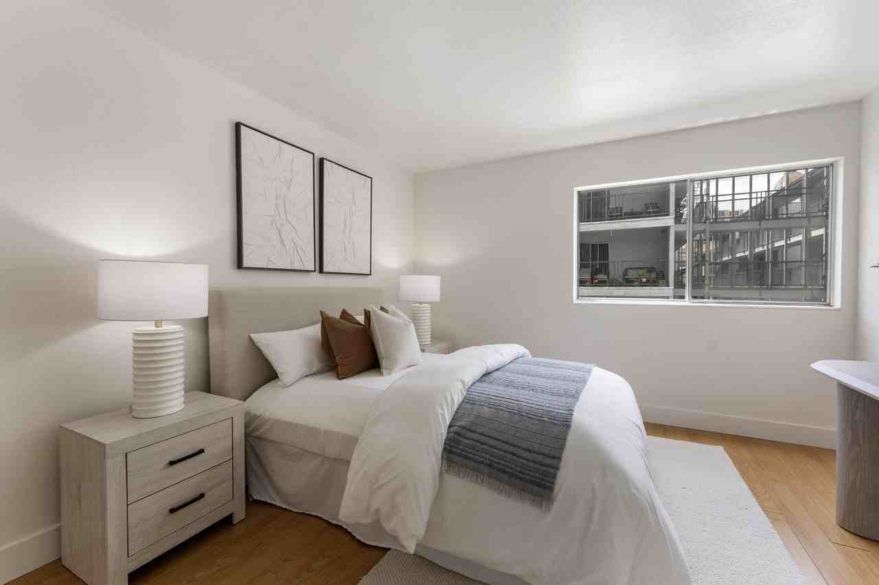 1425 Lakeside Drive #209 - Photo 7 of 12