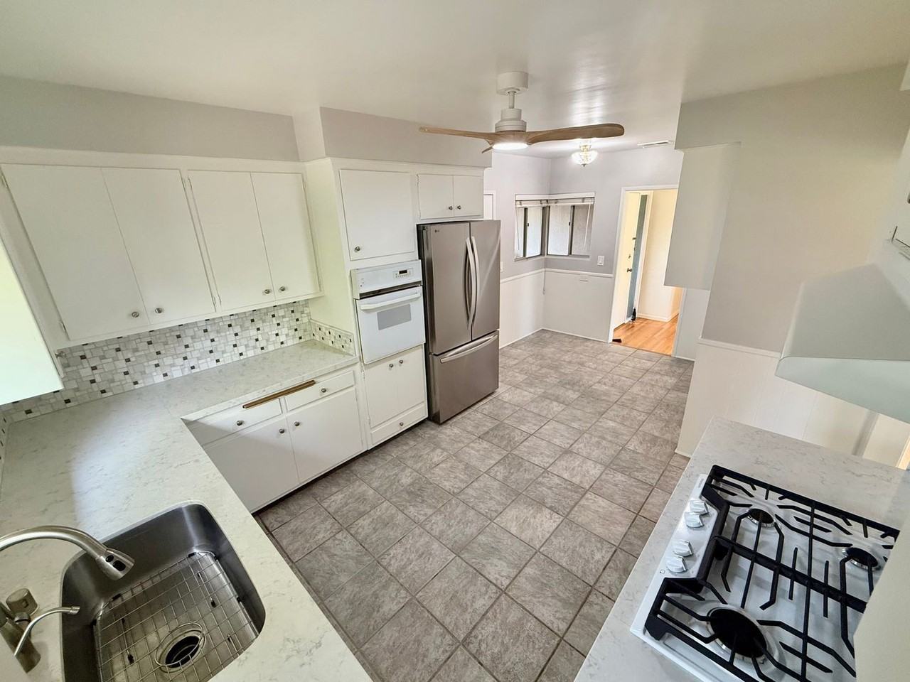 225 Adair Dr - Photo 7 of 13