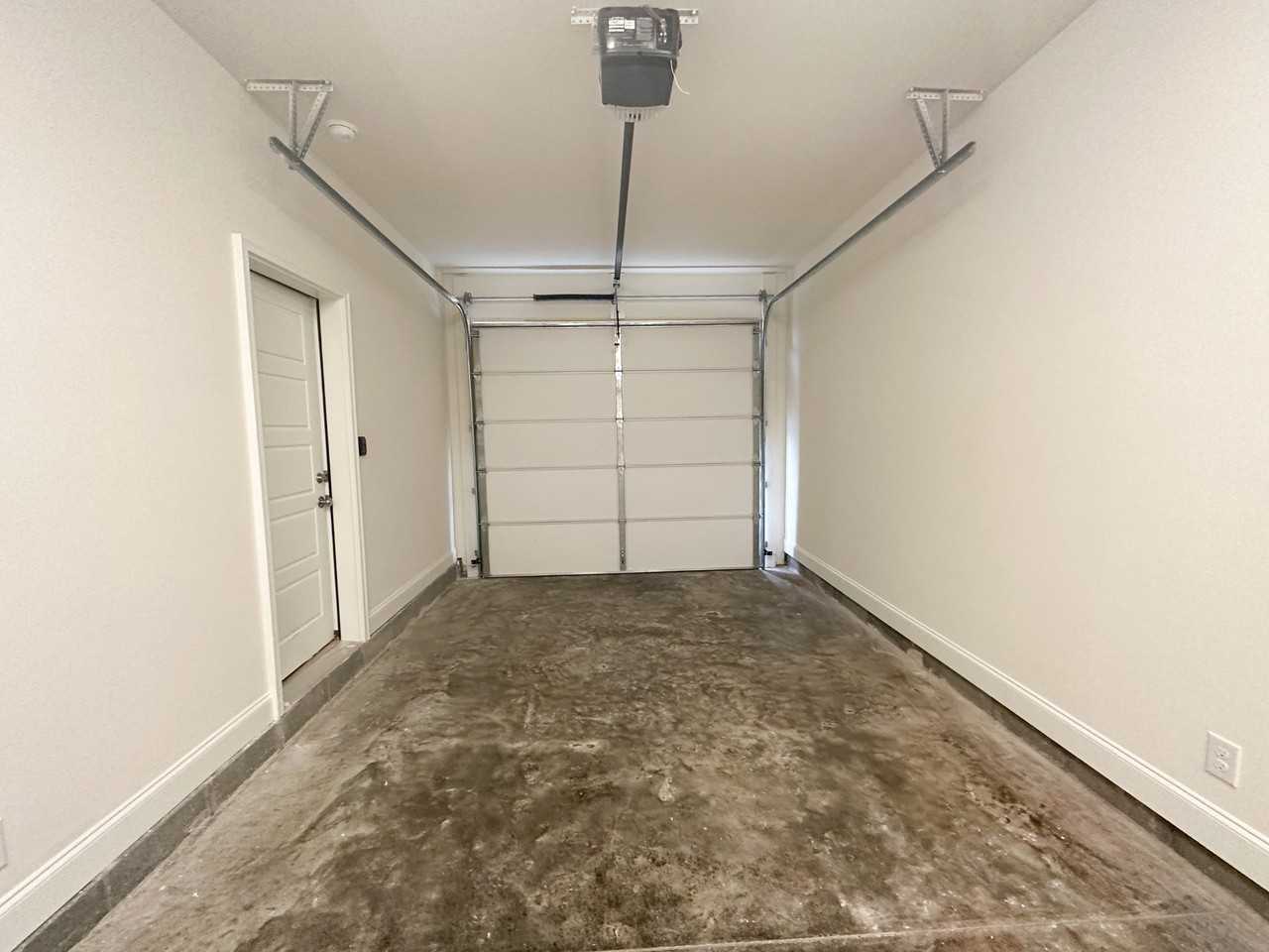 5214 Donlyn Ln #B - Photo 4 of 10