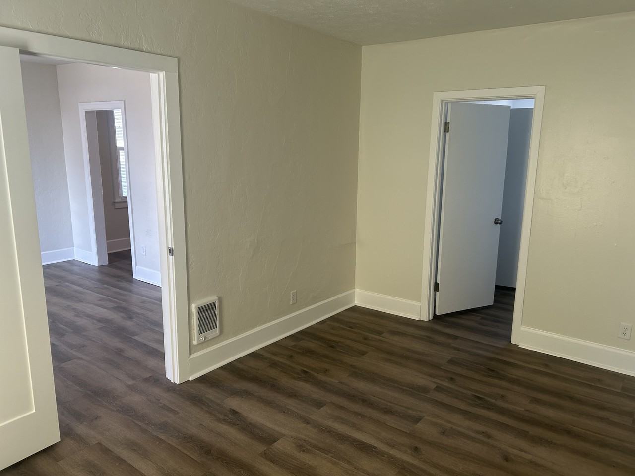 1915 E Walton Ave #1915 - Photo 7 of 13