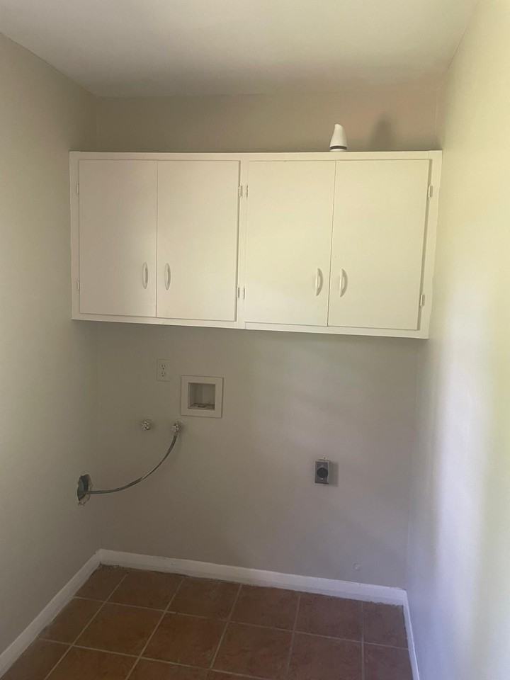 3520 Lazy Ln - Photo 3 of 25