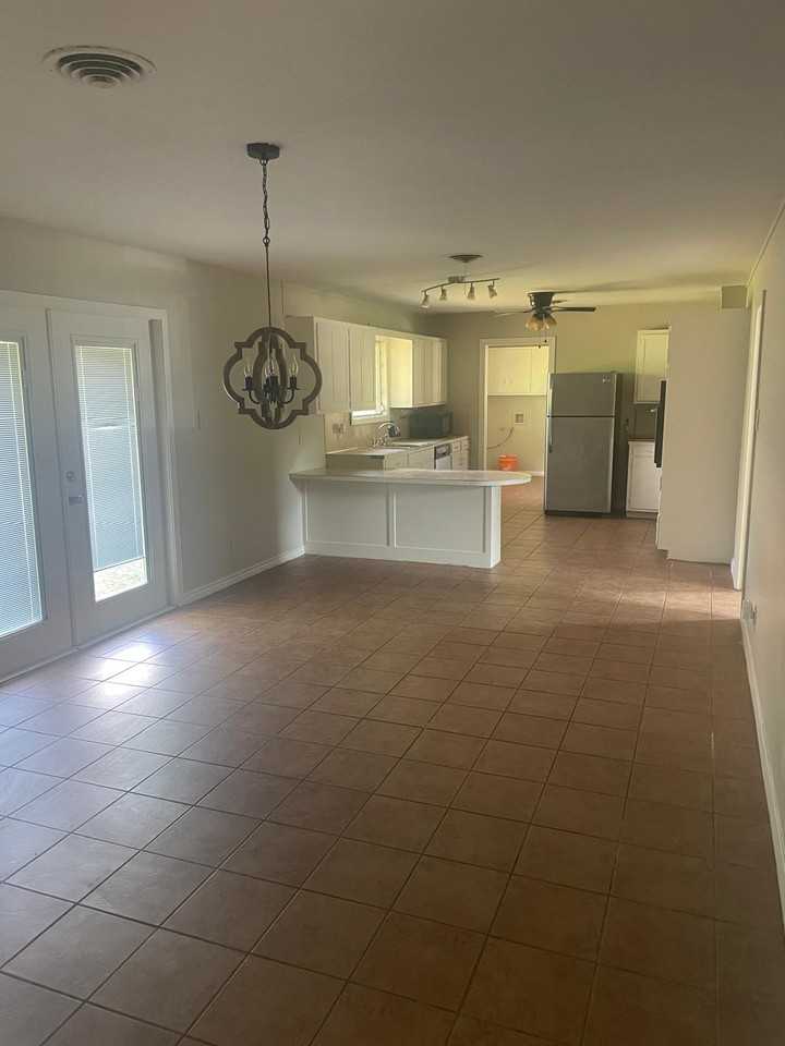 3520 Lazy Ln - Photo 7 of 25