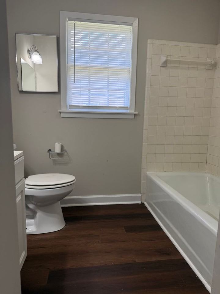 616 N 13th Ave - Photo 5 of 7
