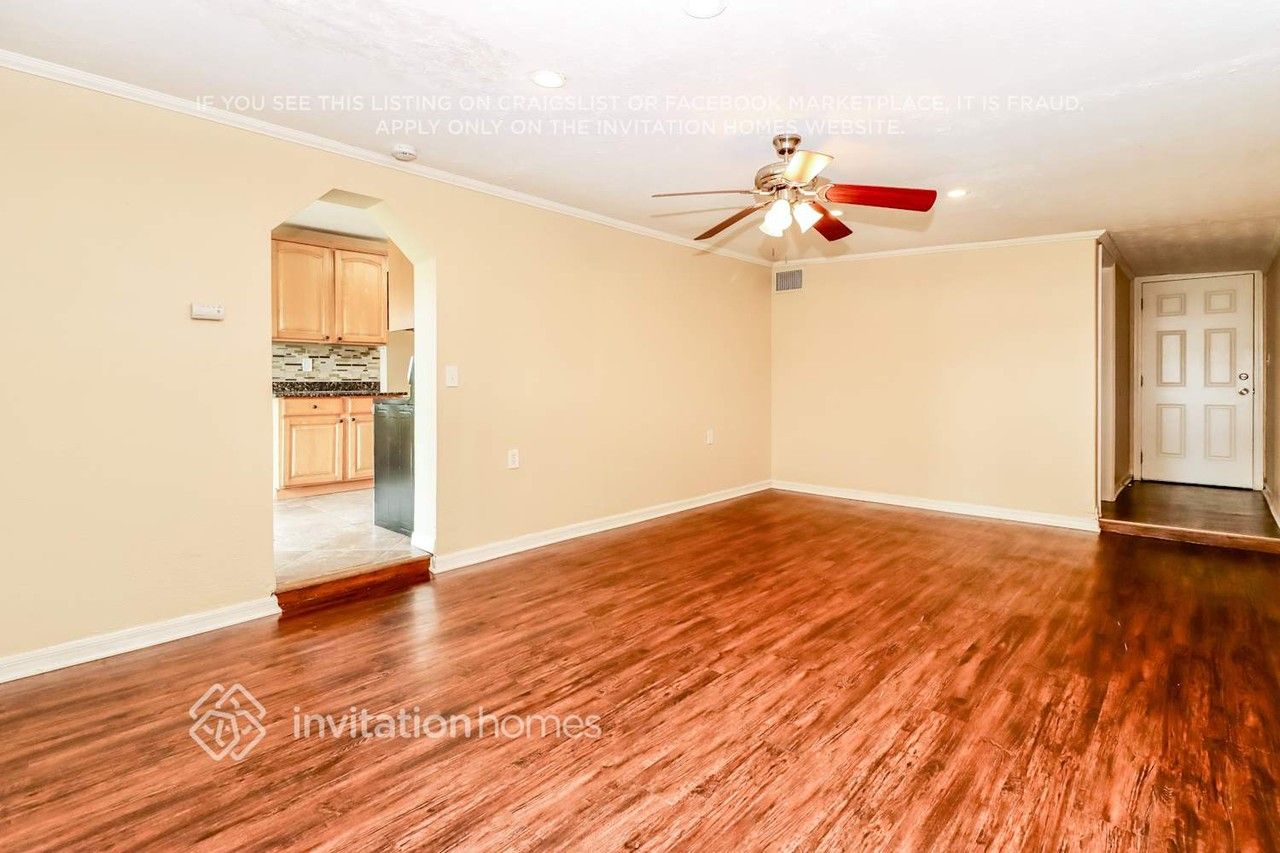 9013 Suncrest Blvd - Photo 5 of 17