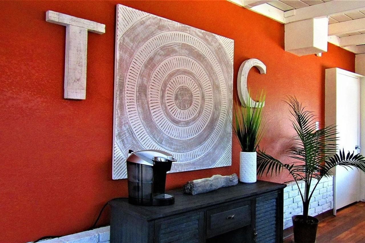 Town and Country Garden Apartments - Photo 2 of 11
