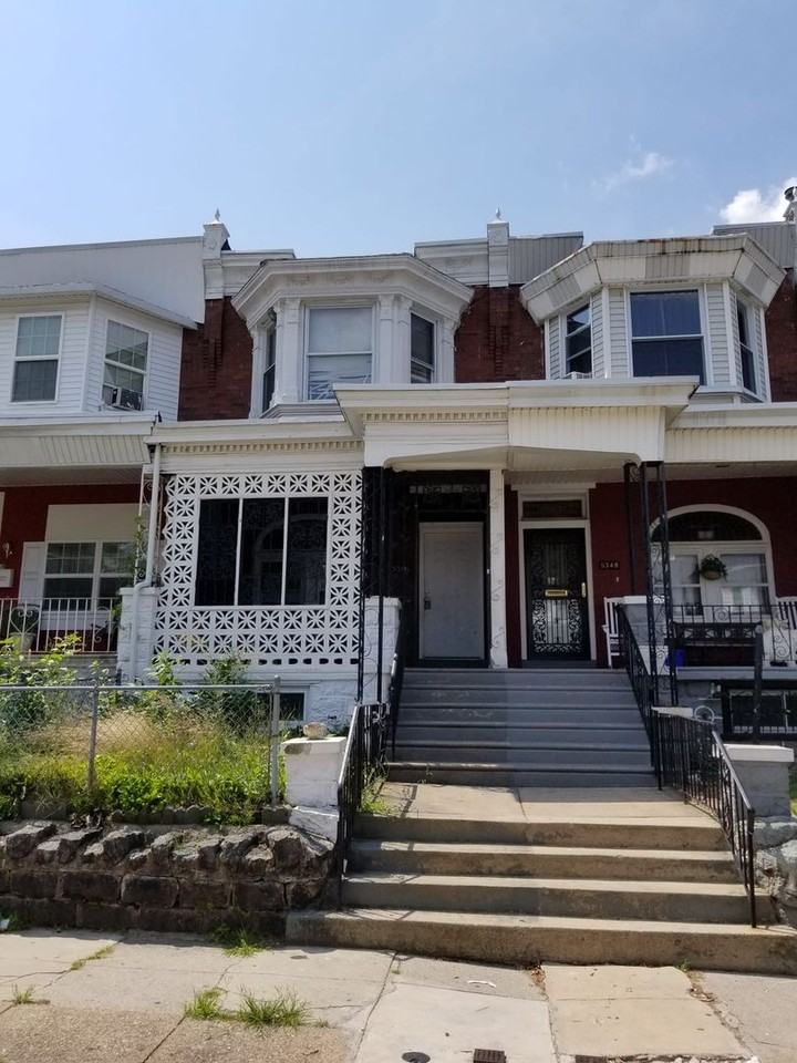 5346 Webster St - Photo 2 of 19