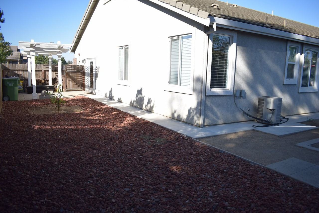 607 Stoneygate Ct - Photo 7 of 17