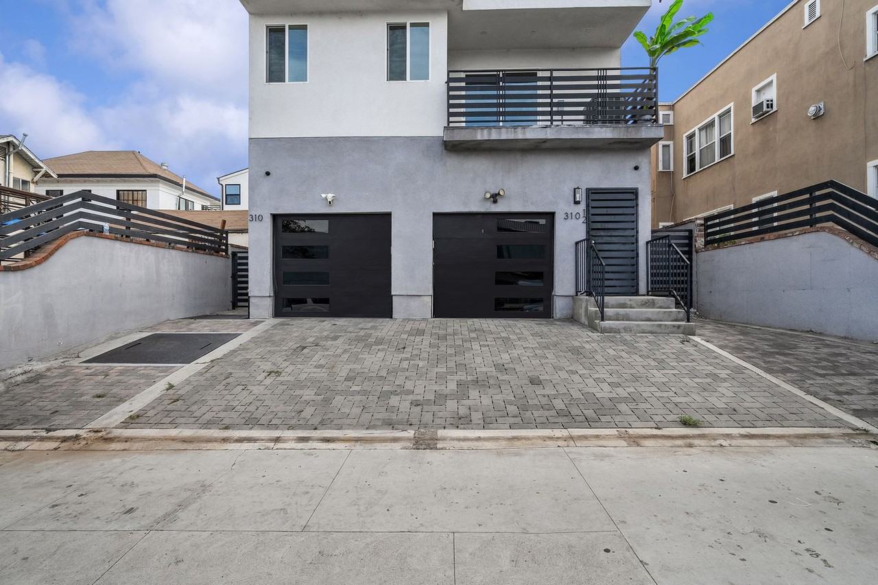 Breed LA - Photo 4 of 25