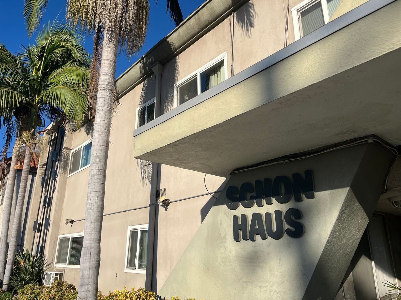 Schon Haus - Photo 3 of 35