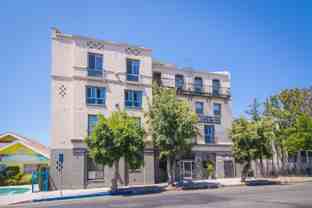 St. Andrews Apts...Charming Apartments...1920's Classic Brick..Newly Remodeled Building! CALL NOW! - Photo 1 of 1