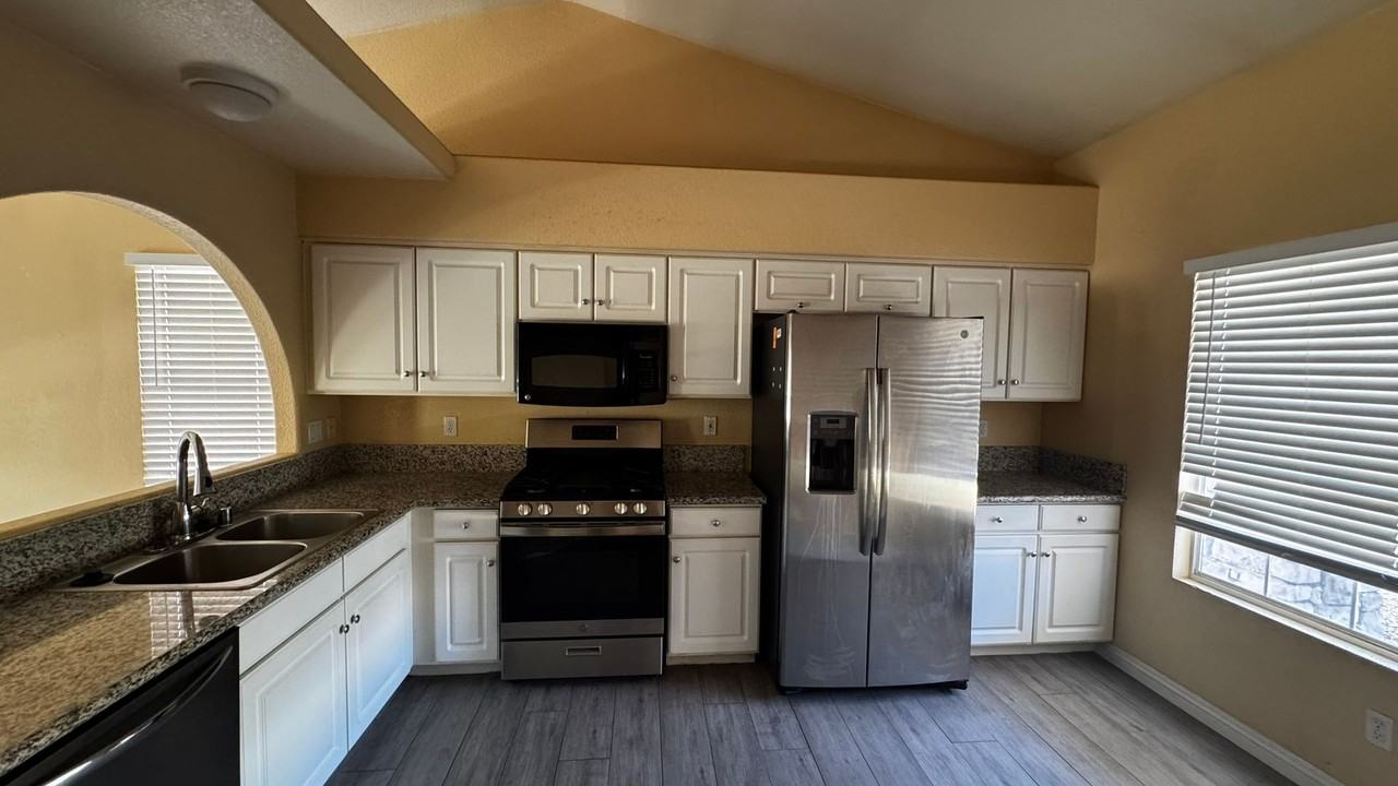 249 Datura St - Photo 2 of 19