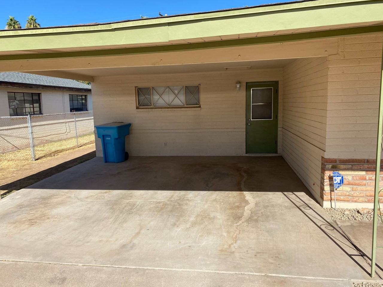 2344 W Echo Ln - Photo 4 of 25