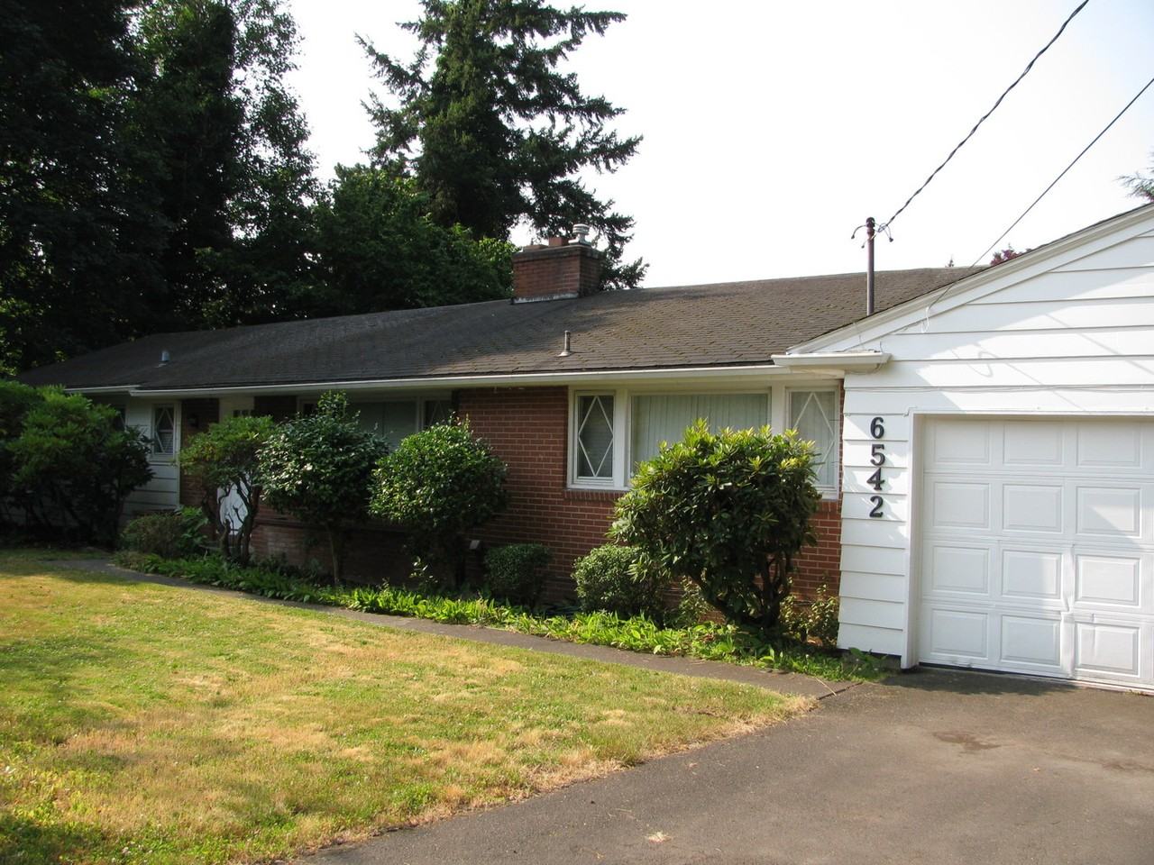 6542 Sw Seymour St - Photo 3 of 3