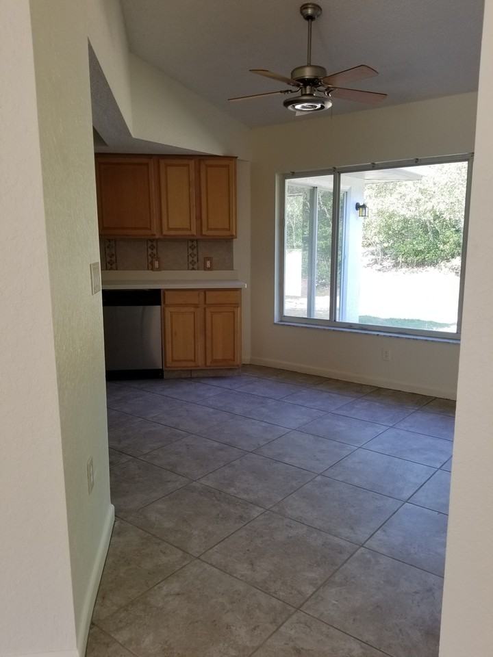 7247 River Country Dr - Photo 5 of 15