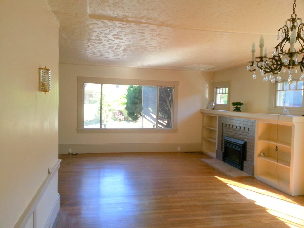 4707 Manila Ave - Photo 3 of 21