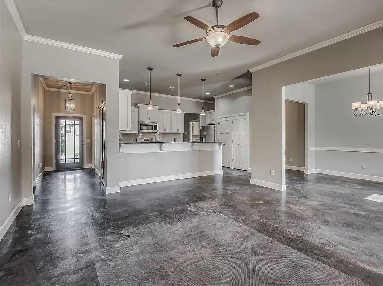 629 Martina Ln - Photo 7 of 32