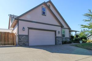 featured image of 3091 Kurt Dr Nw