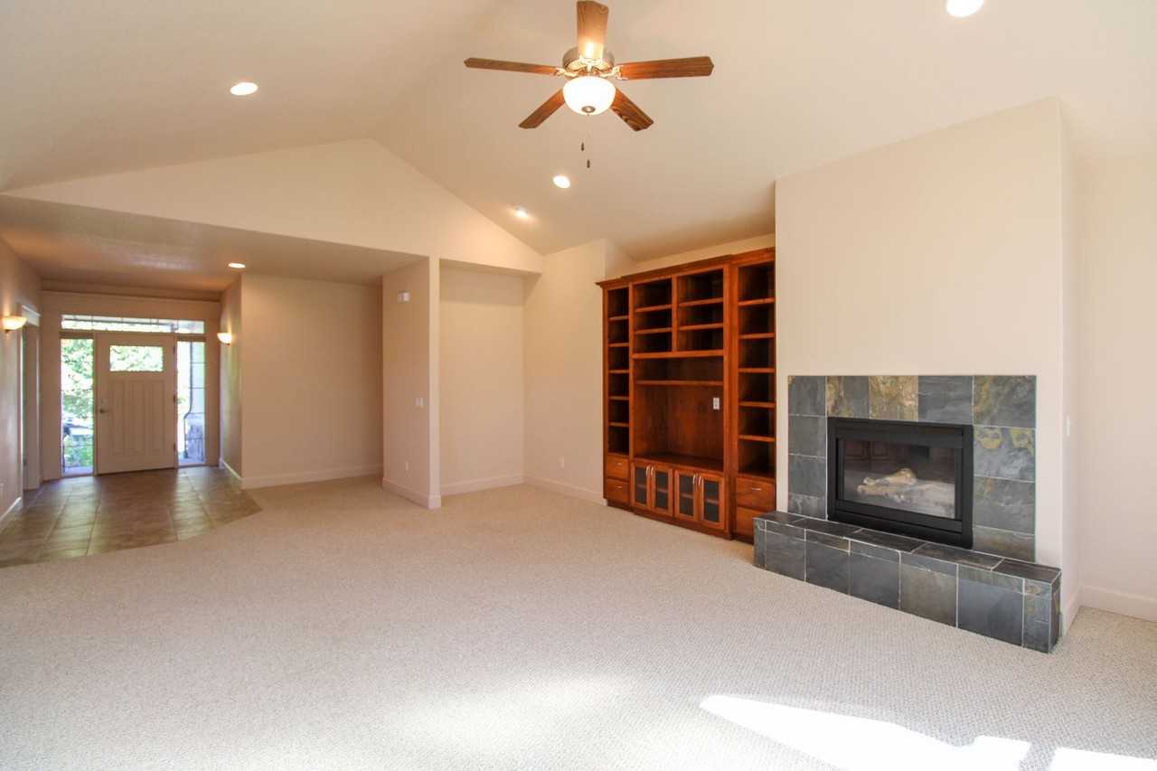 3091 Kurt Dr Nw - Photo 7 of 25