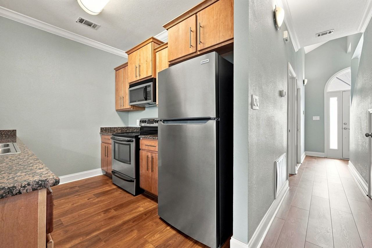 530 Valparaiso Pkwy #A - Photo 6 of 34