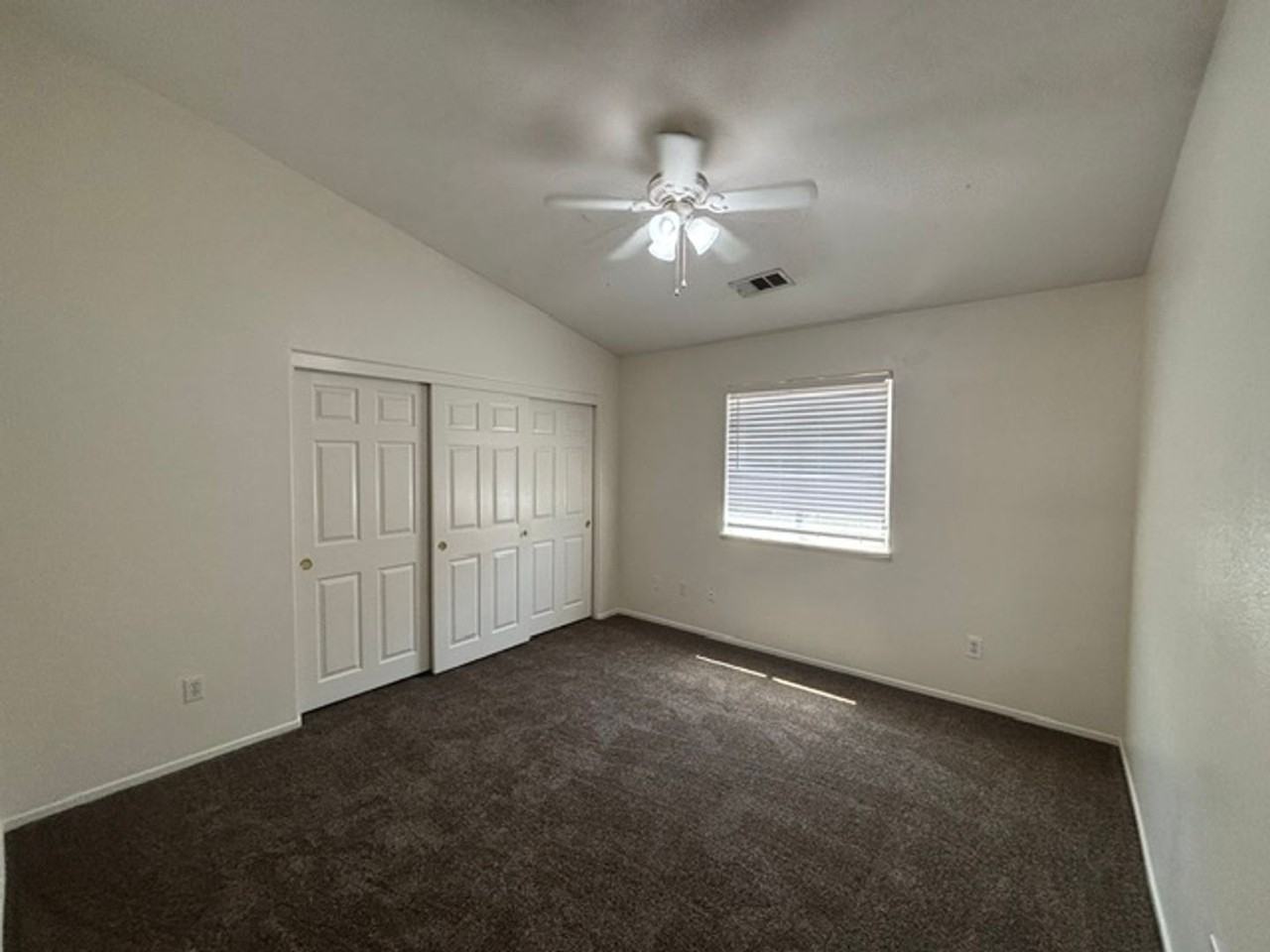 2449 Ensenada Dr - Photo 6 of 12