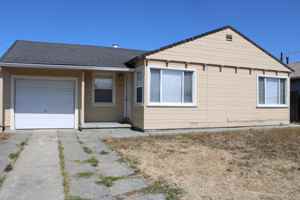 featured image of 2745 Rollingwood Dr