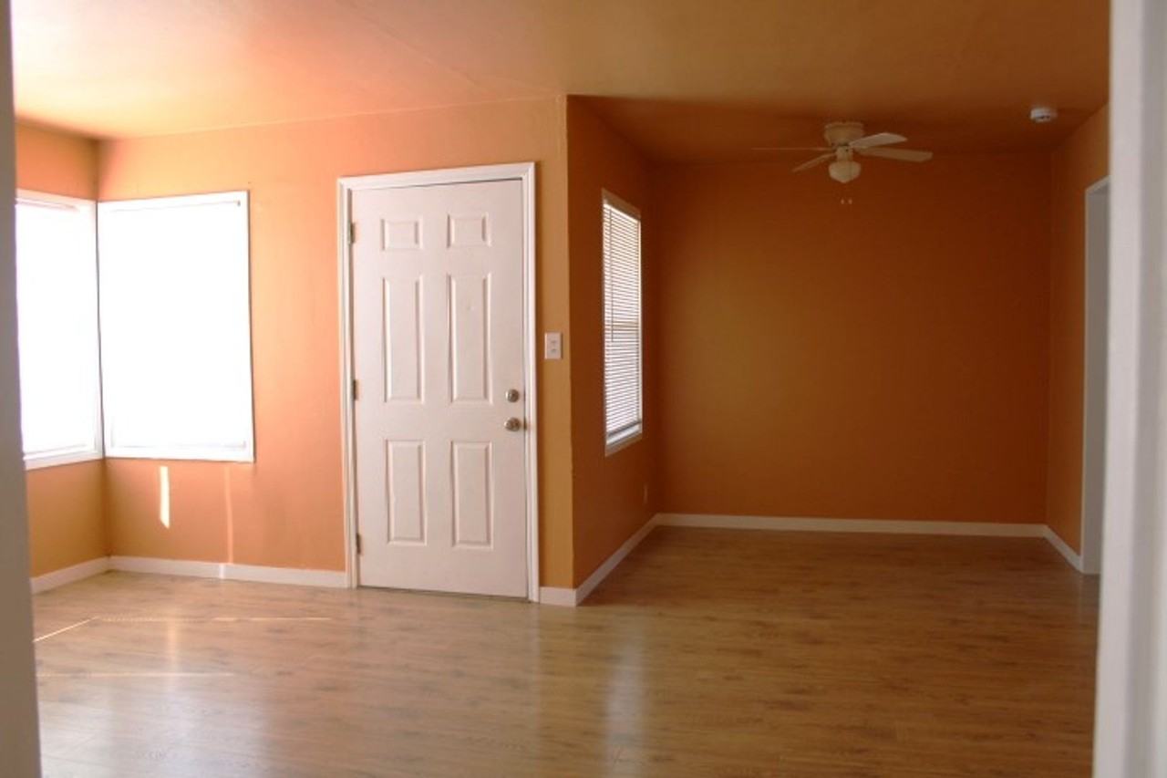 2745 Rollingwood Dr - Photo 2 of 20